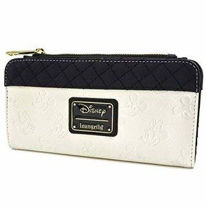 NWOT Loungefly x Minnie and Mickey Mouse Debossed Heads Wallet